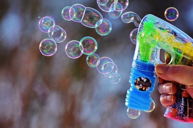 soap-bubbles-1950113_640