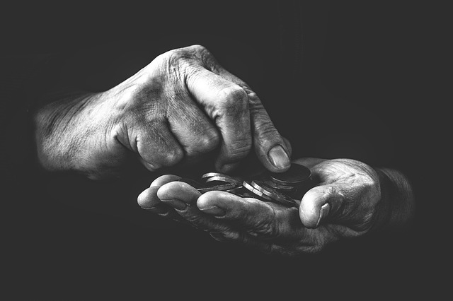 poverty-g068c2305c_640